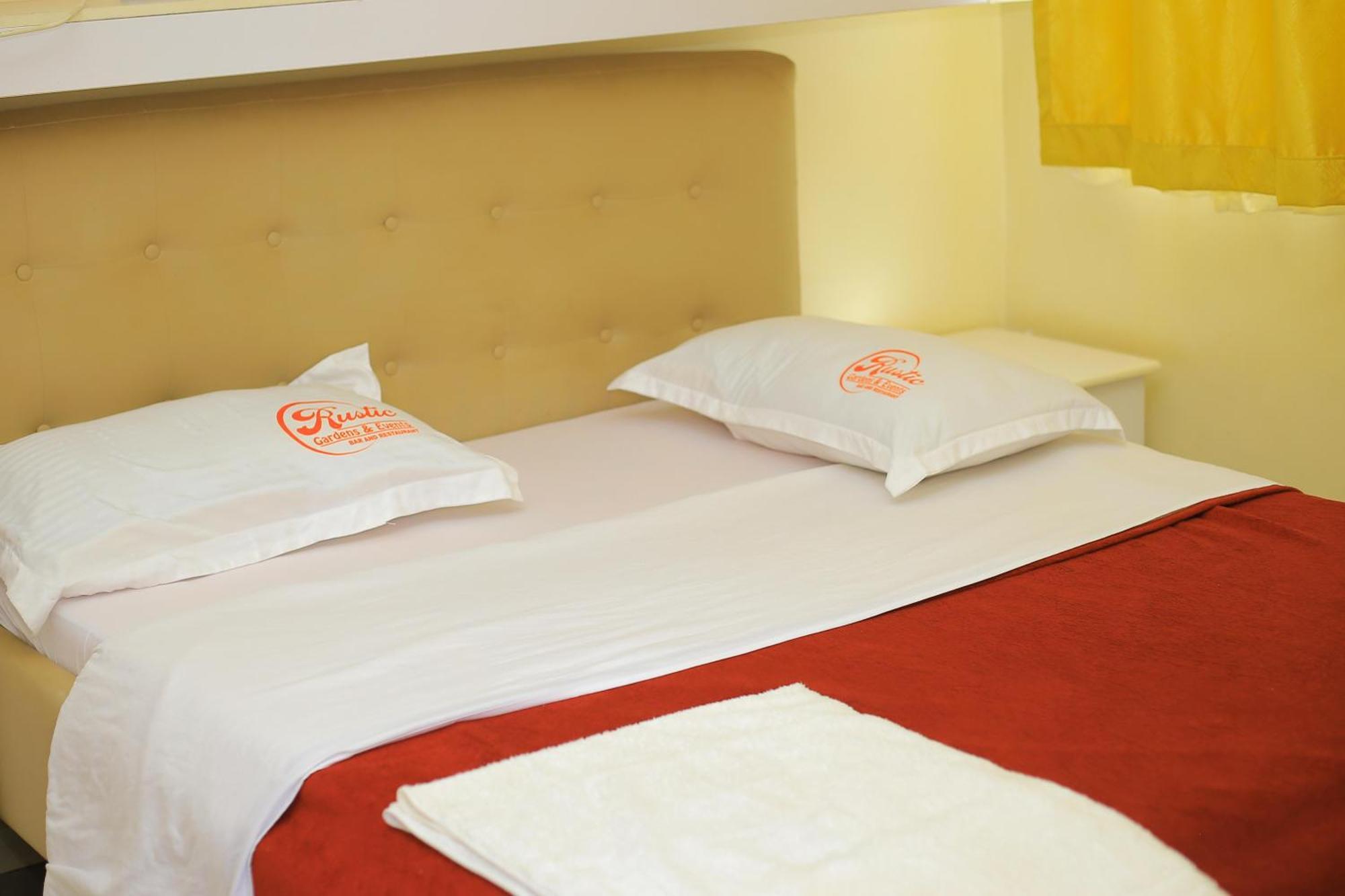 Rustic Gardens Bed & Breakfast Kitunzi Lungujja Kampala Extérieur photo